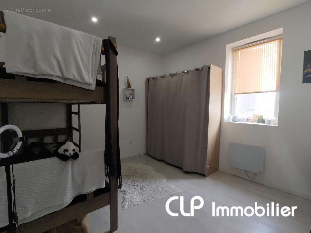 Appartement 93 m² à Montelimar  - photo 3