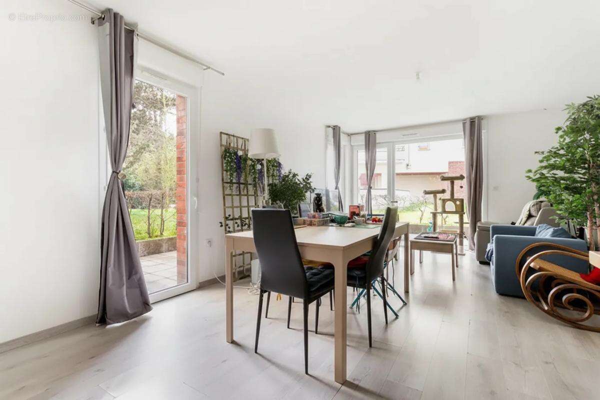 Appartement à WAMBRECHIES