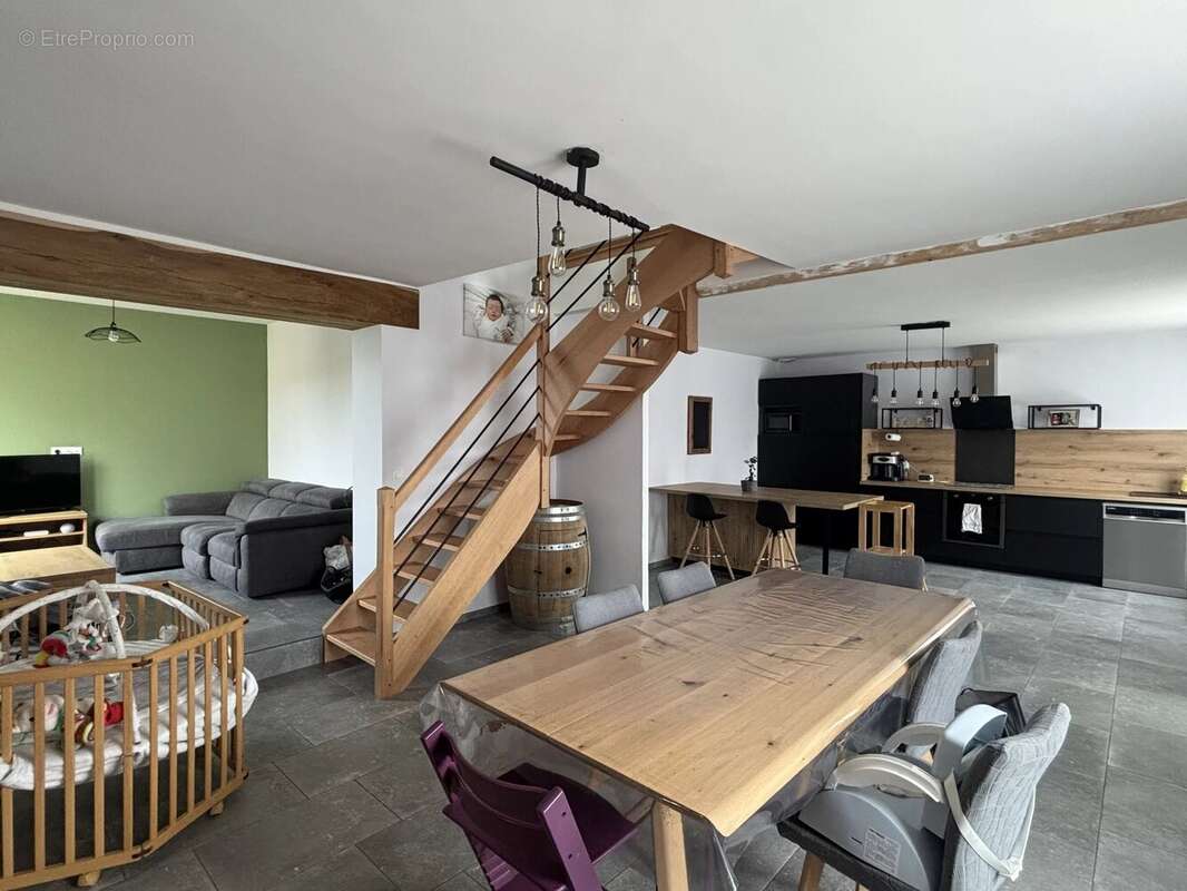 Maison à DOLLON