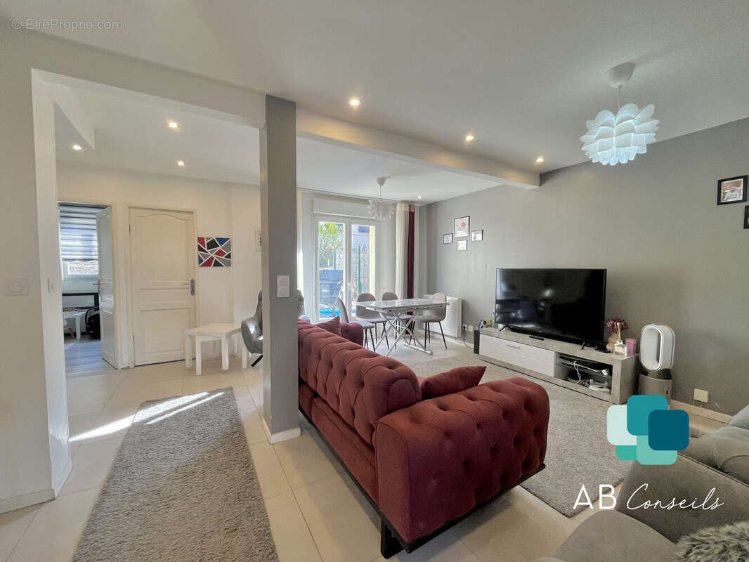 Maison 92 m² à Le Petit-Quevilly  - photo 6