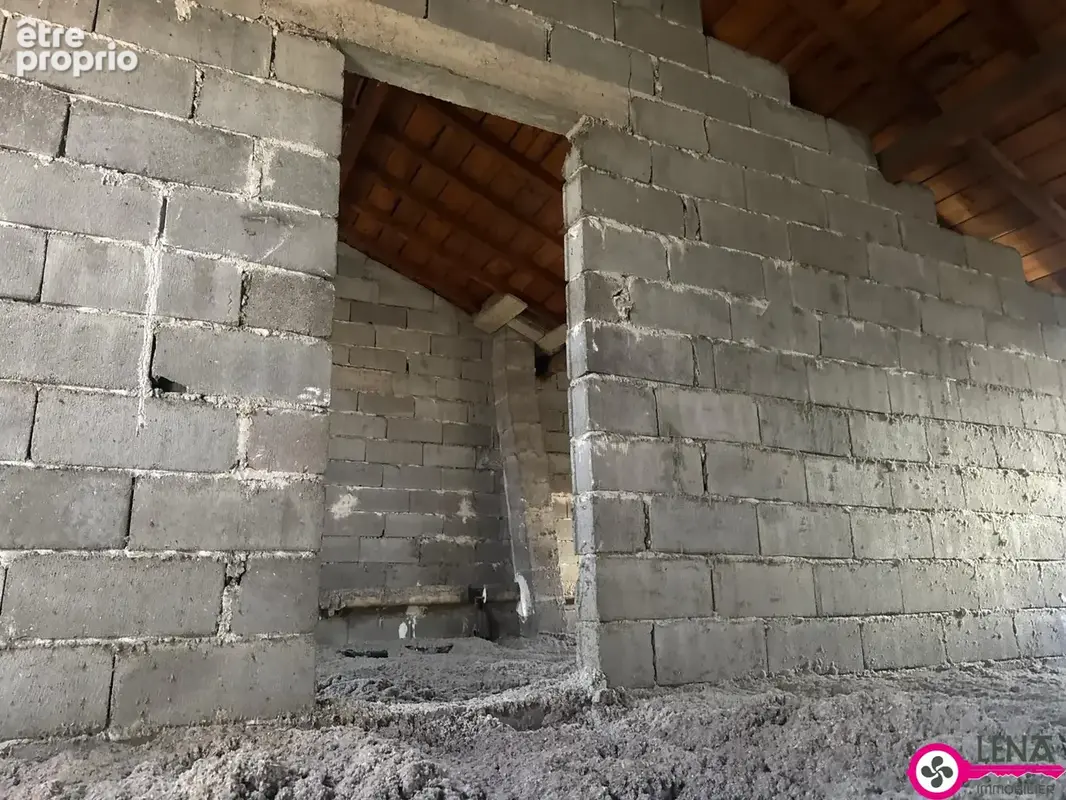 Maison de caractère en plein centre ville. Fort potentiel - photo 19