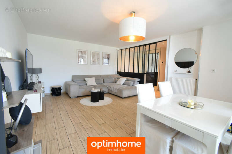 Appartement à SAINT-JACQUES-DE-LA-LANDE