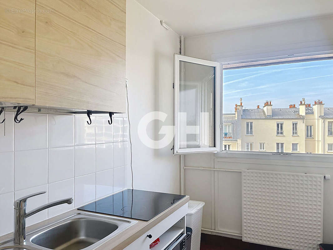 Appartement à PARIS-11E