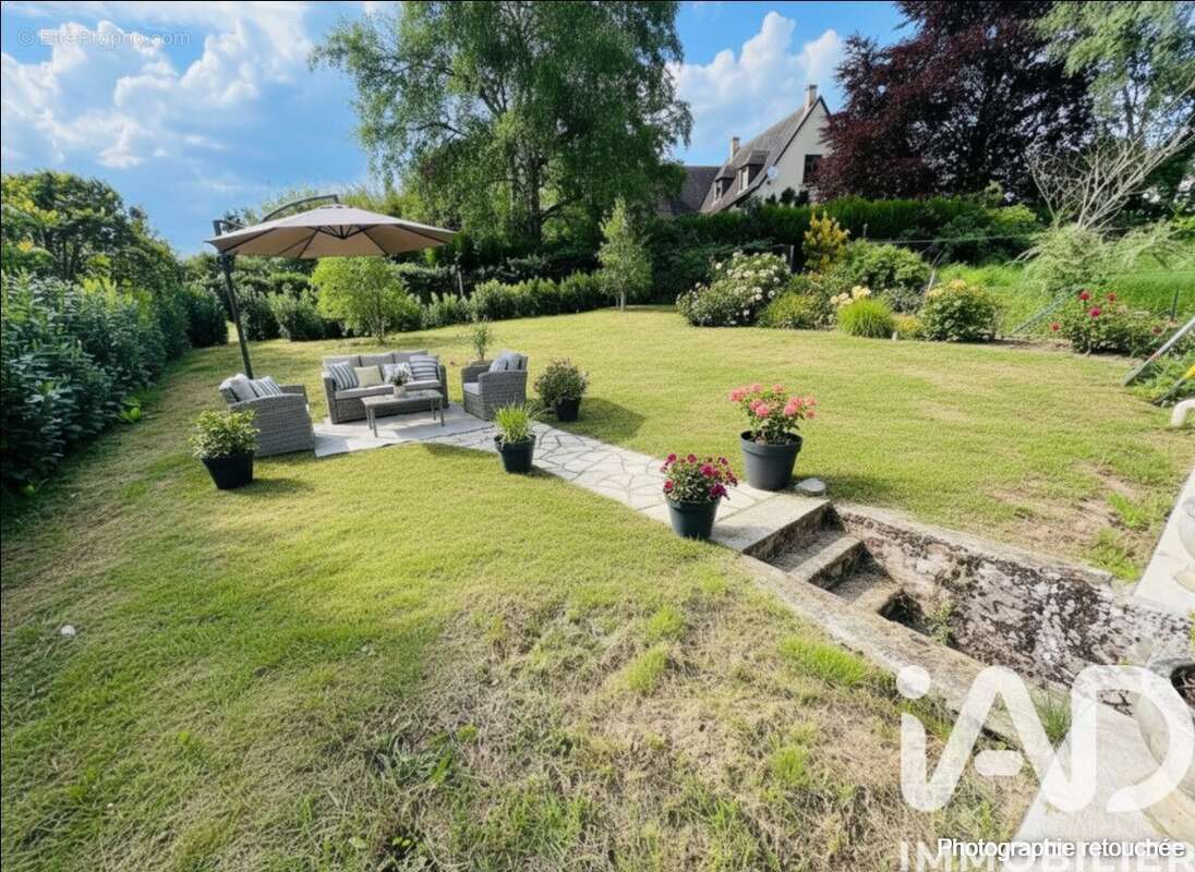 Maison 115 m² à Boussac-Bourg  - photo 4