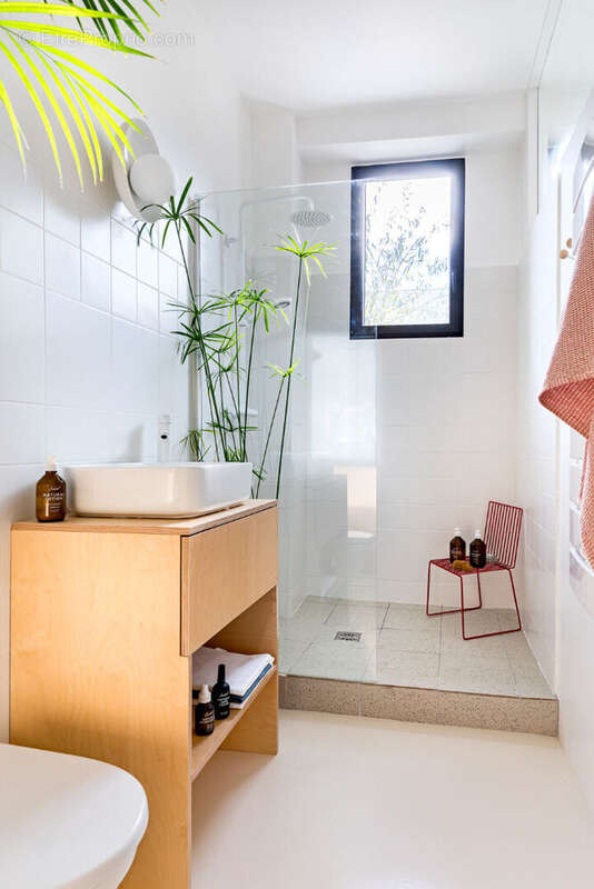 Appartement à PARIS-20E