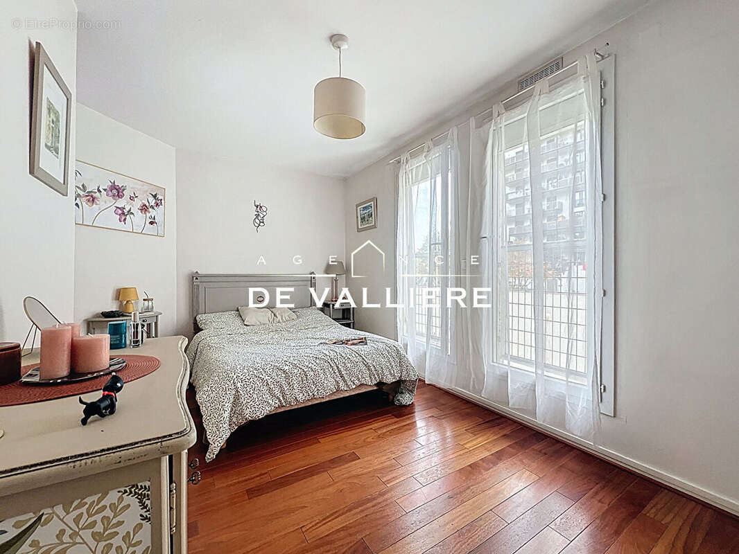 Appartement à NANTERRE