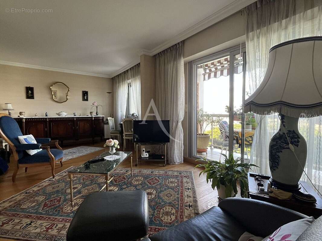 Appartement à PARIS-12E