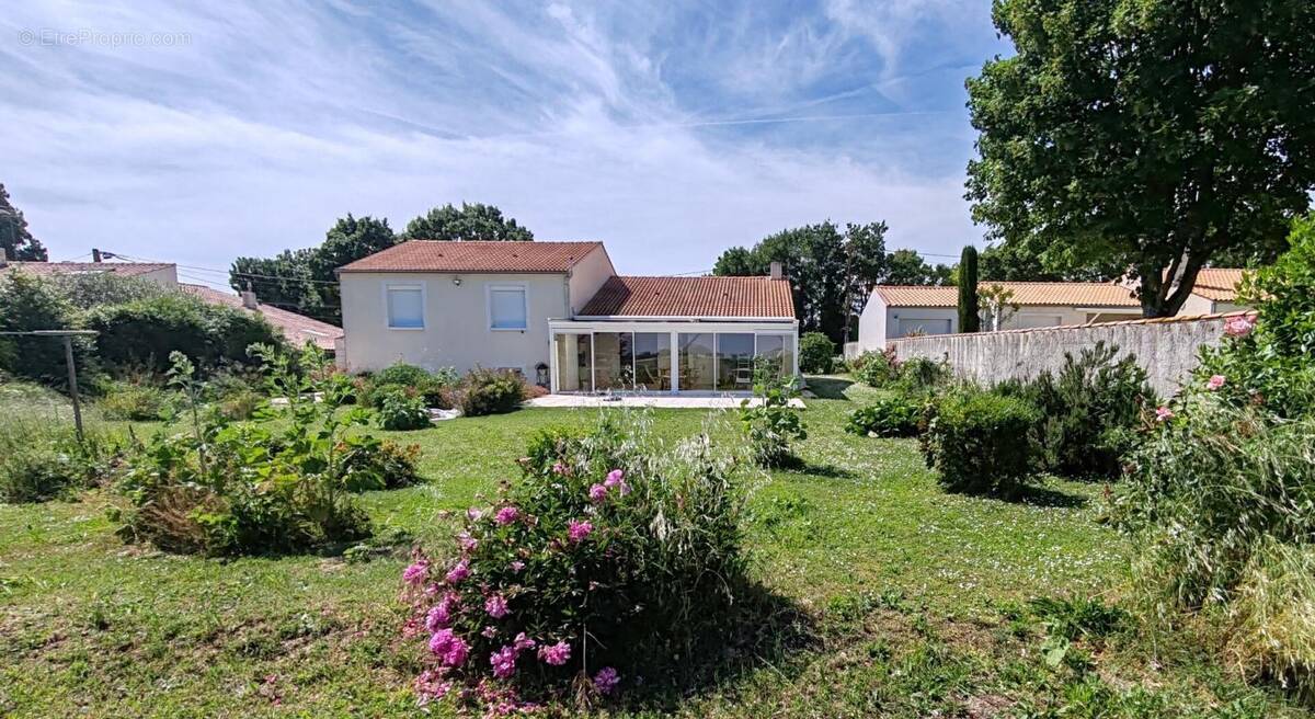 Maison à BOURGNEUF