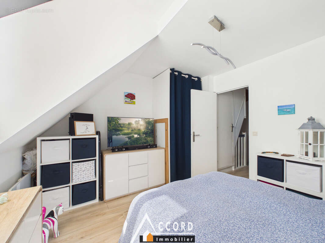 Maison à SARTROUVILLE