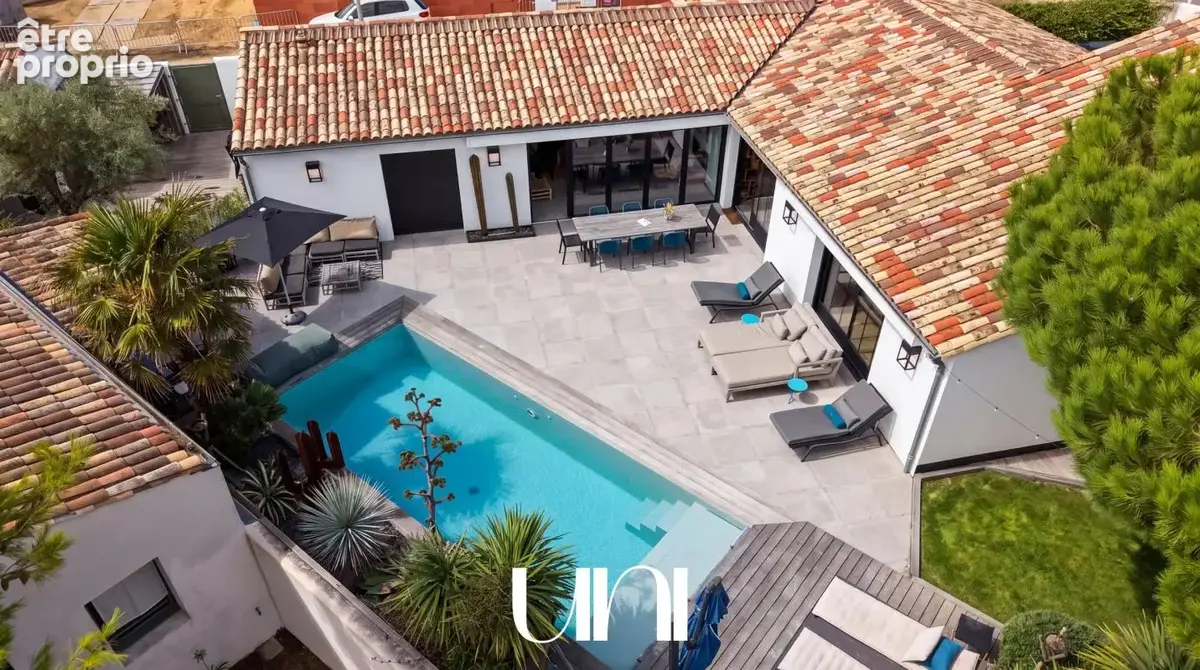 Maison 6 pièces de 277 m2 avec piscine et dépendance - Le-Bois-Plage-en-Ré - photo 3