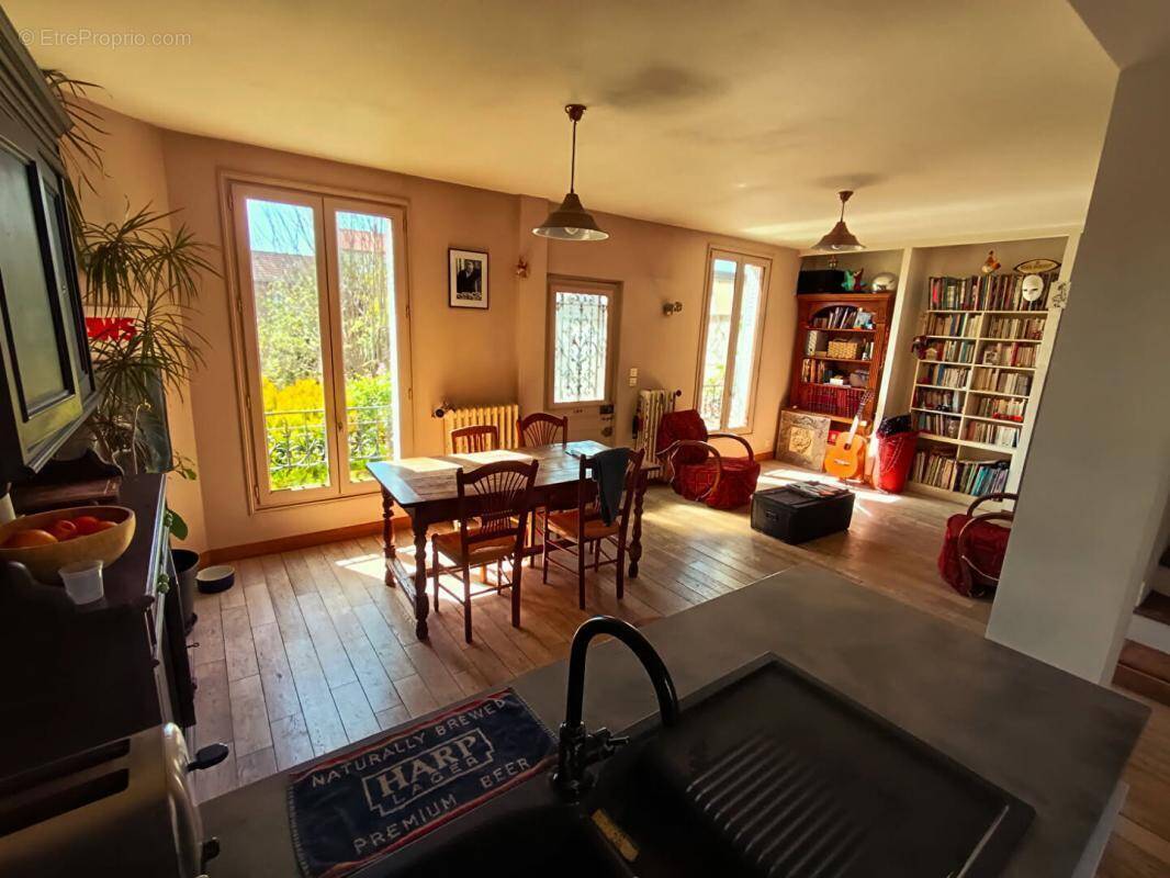 Maison à FONTENAY-SOUS-BOIS