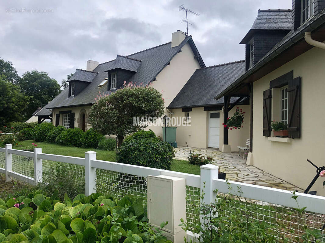 Maison à LE MINIHIC-SUR-RANCE