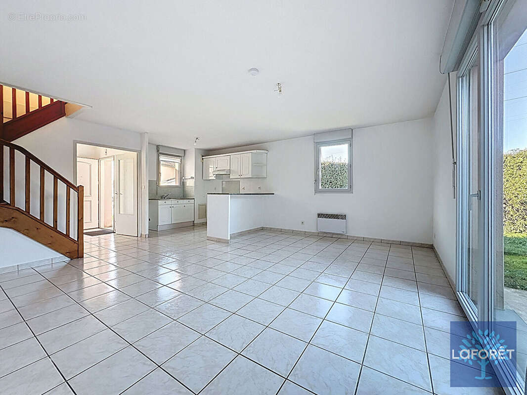 Maison à SAINT-ORENS-DE-GAMEVILLE