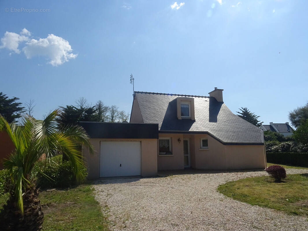 Maison à PLOUGUERNEAU