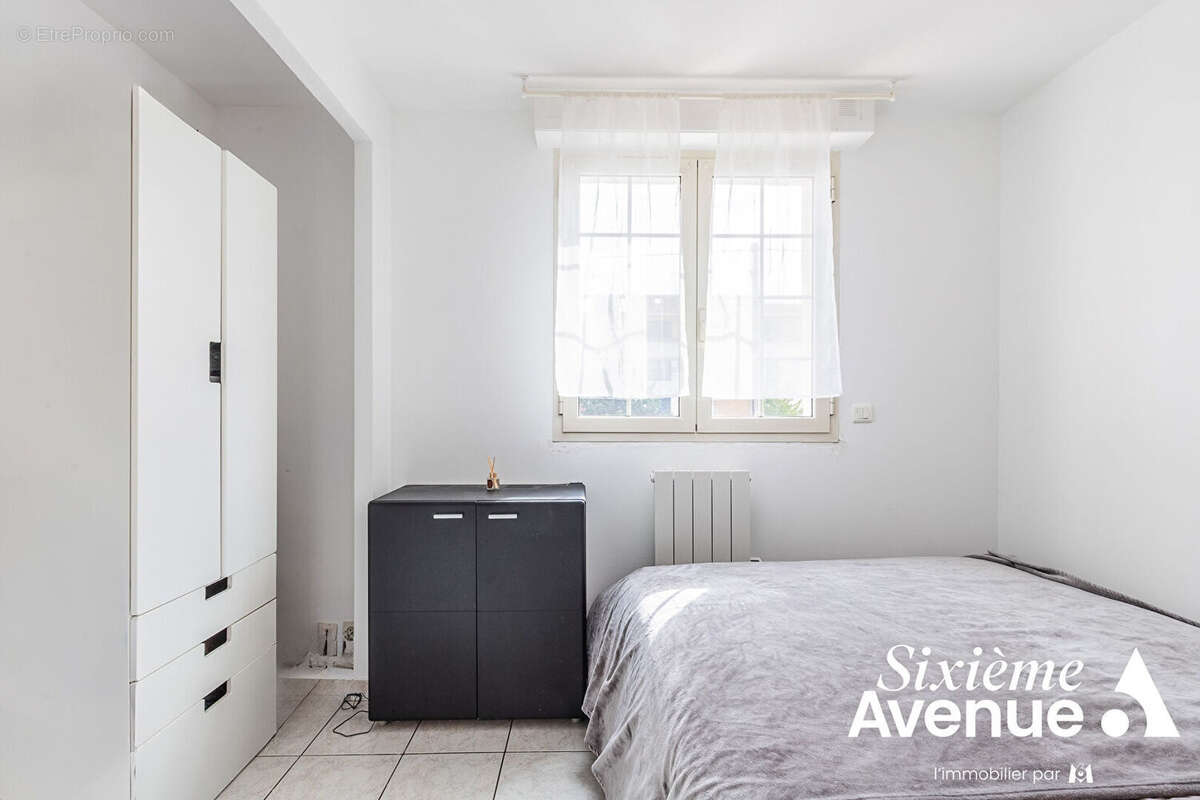 Appartement à PARAY-VIEILLE-POSTE