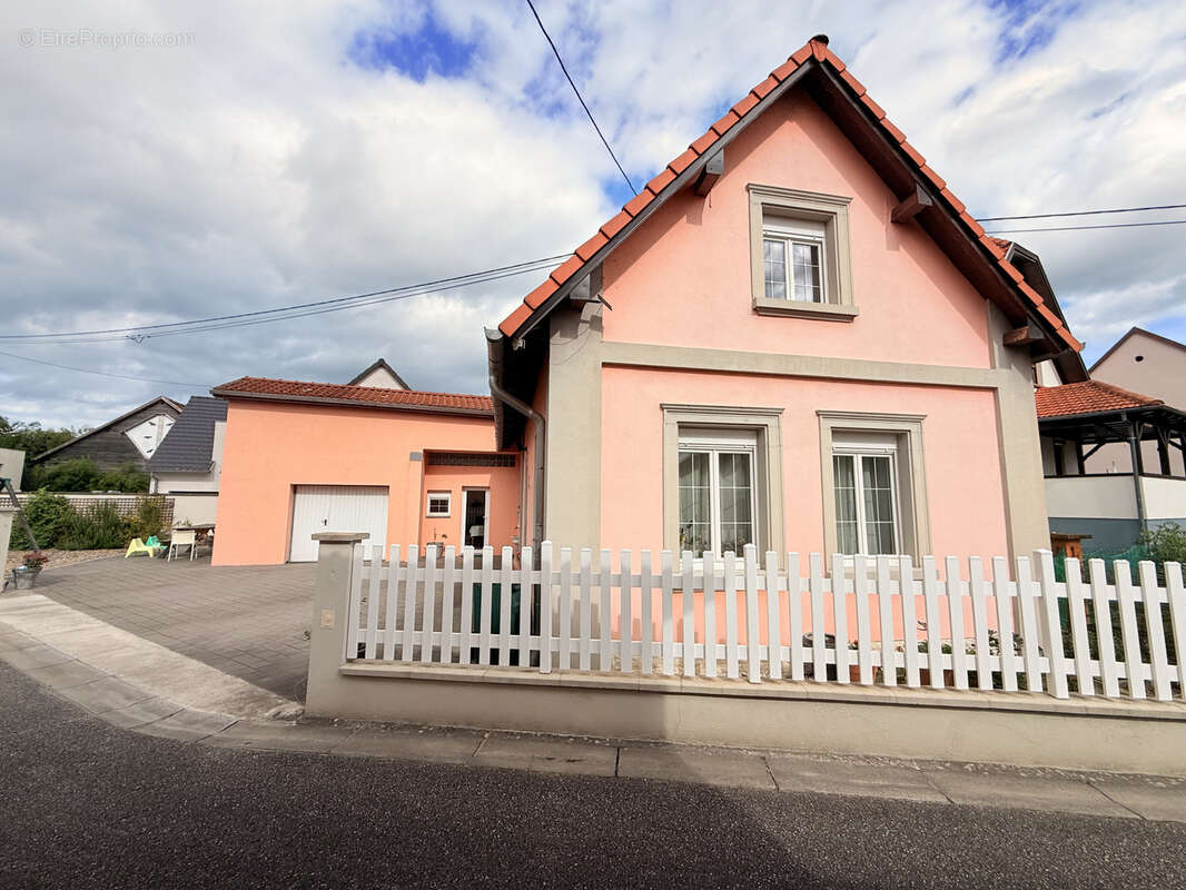 Maison à WEYERSHEIM
