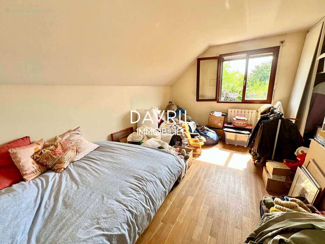 Maison à CONFLANS-SAINTE-HONORINE