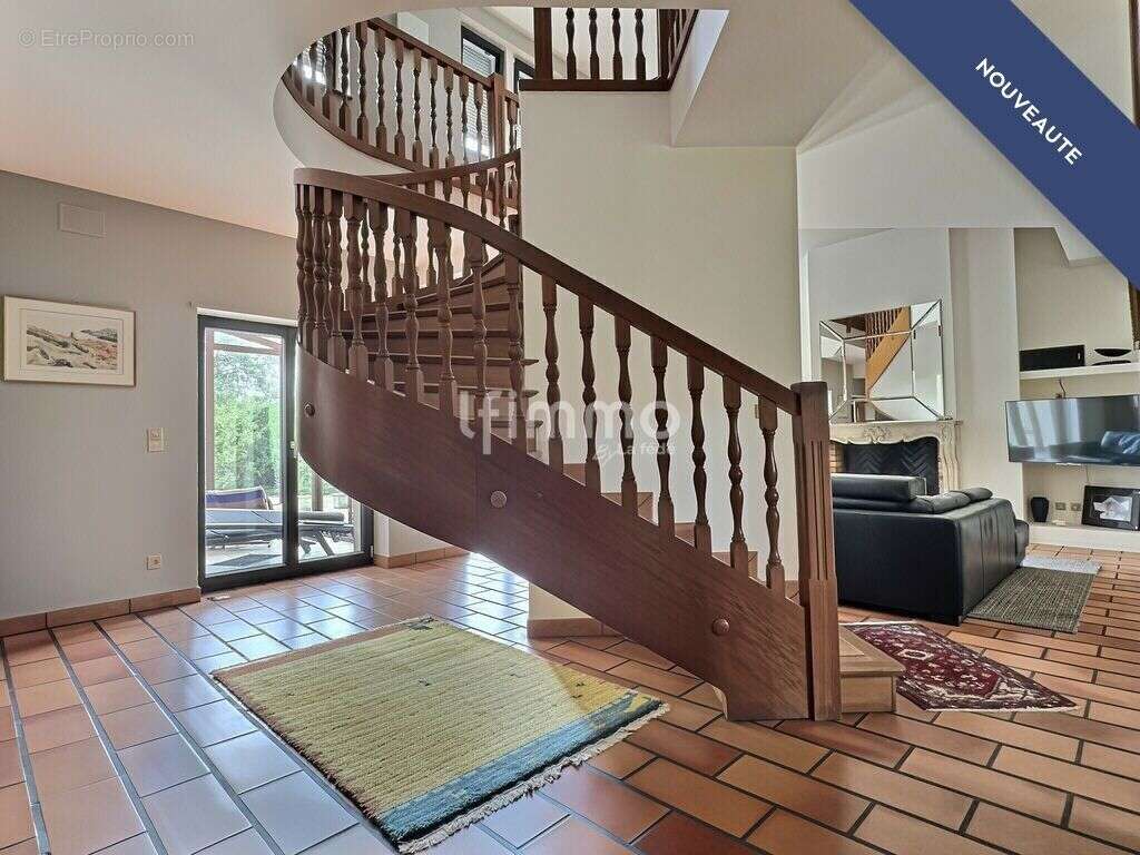 Magnifique demeure d'exception - 275 m2 sur 20 ares de terrain - photo 8