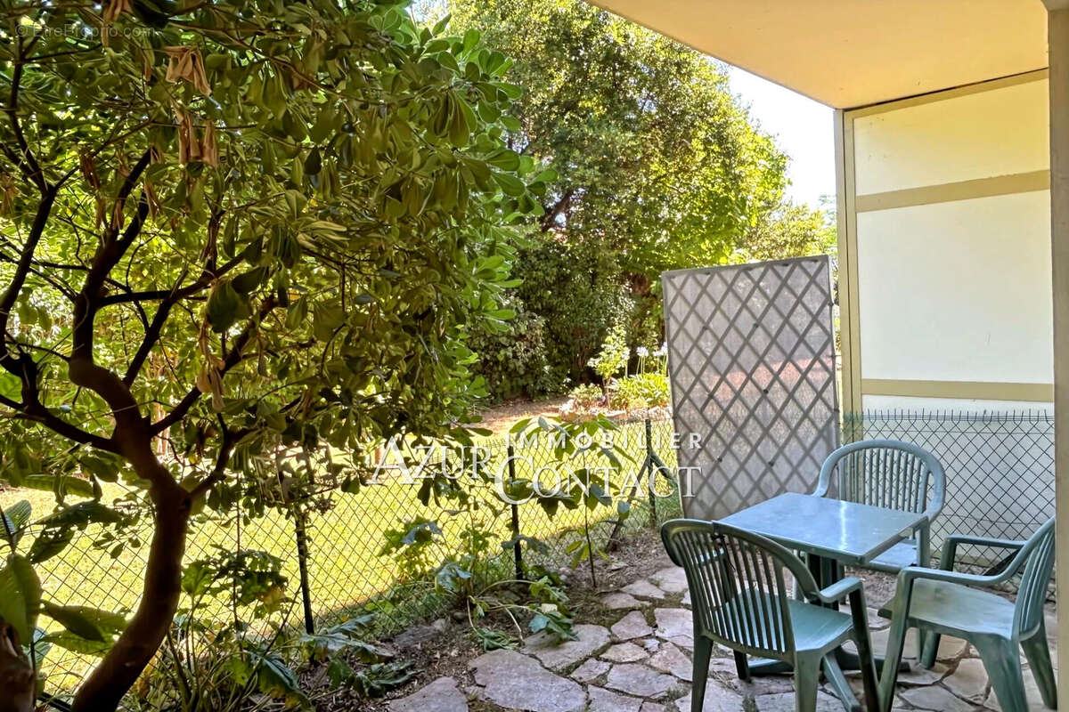 Appartement à LE CANNET
