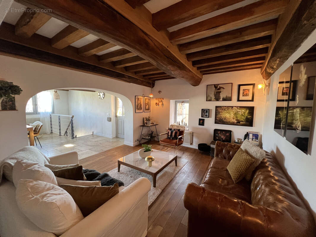 Maison à LADOIX-SERRIGNY