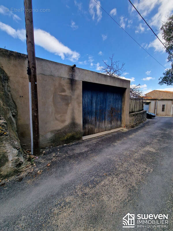 Parking à BOULETERNERE