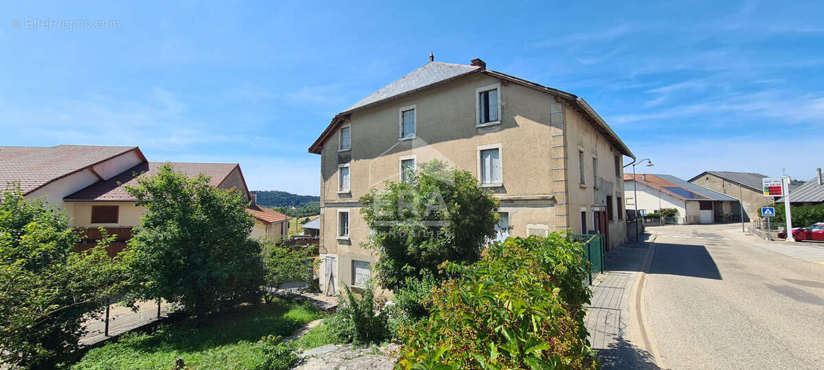 Maison 115m² à champdor-corcelles - photo 3