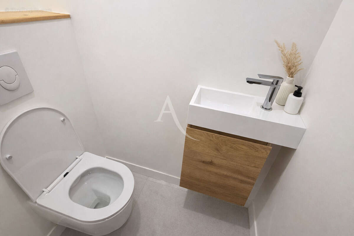 Appartement à SAINT-THIBAULT-DES-VIGNES