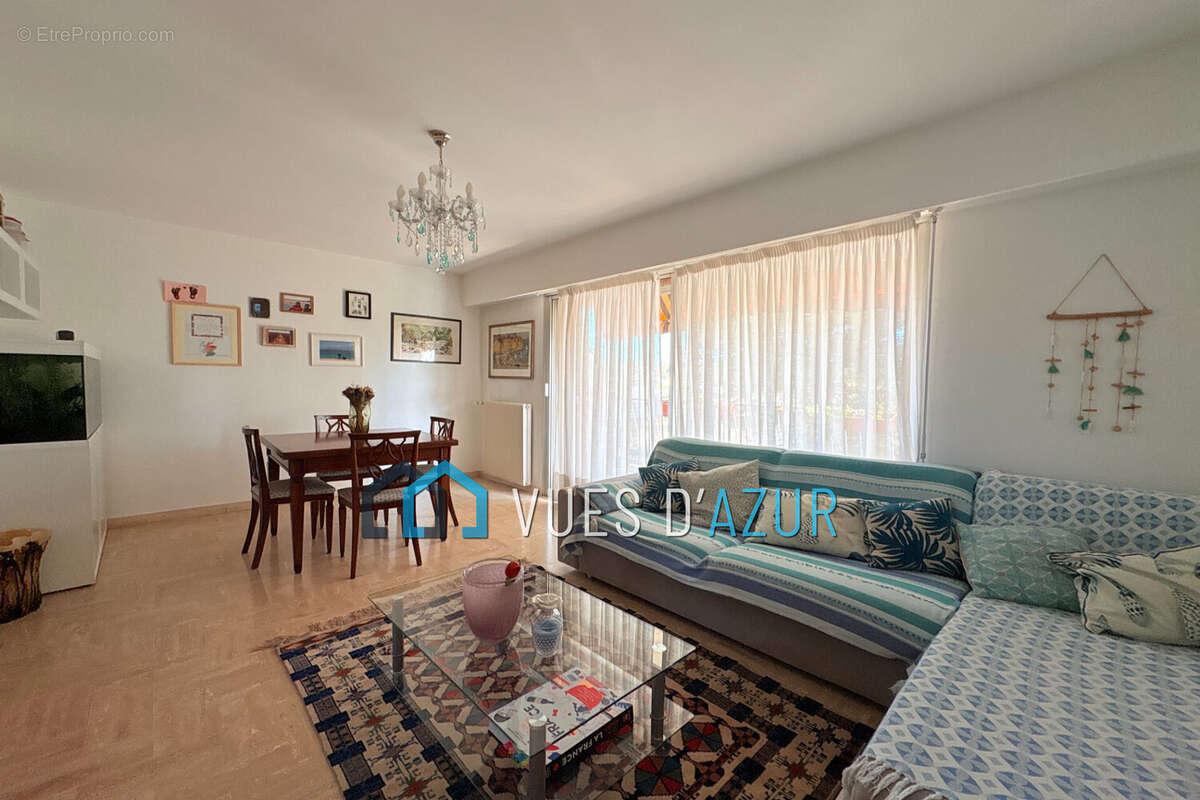 Appartement à LE CANNET