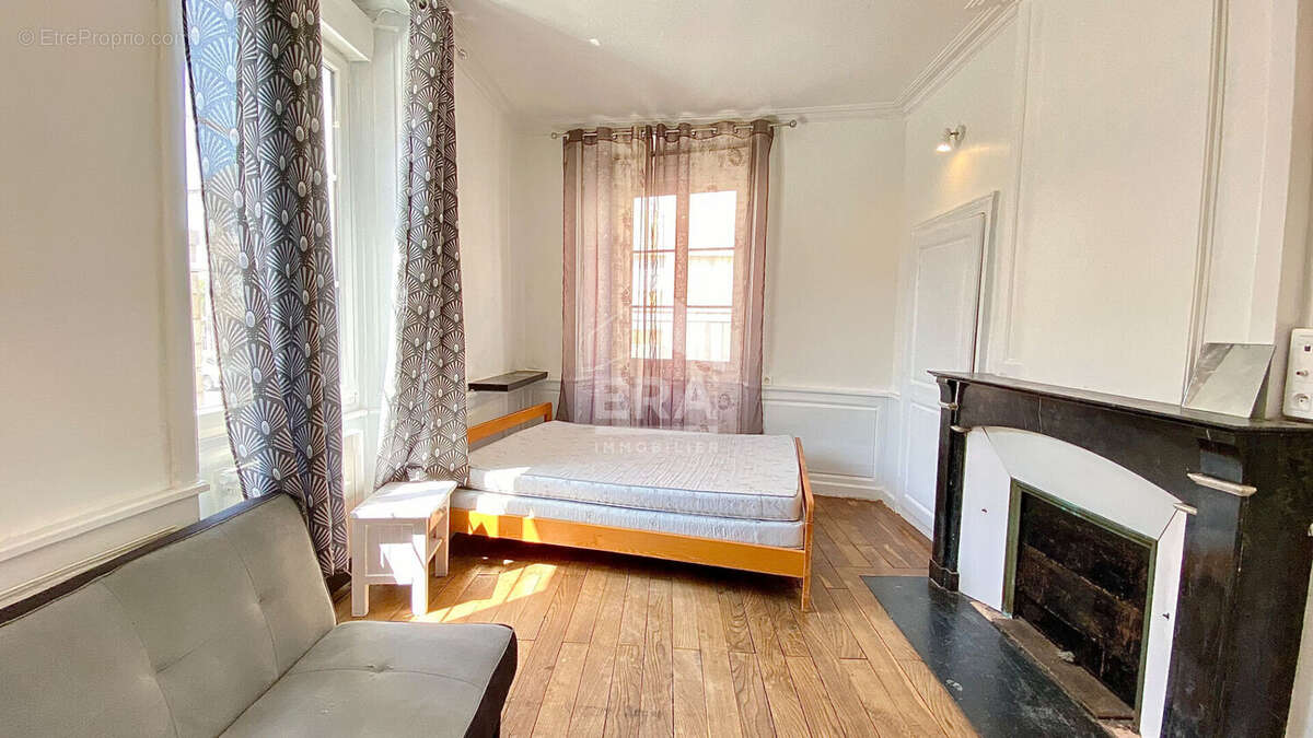 Immeuble de rapport 136m² à laval - photo 2