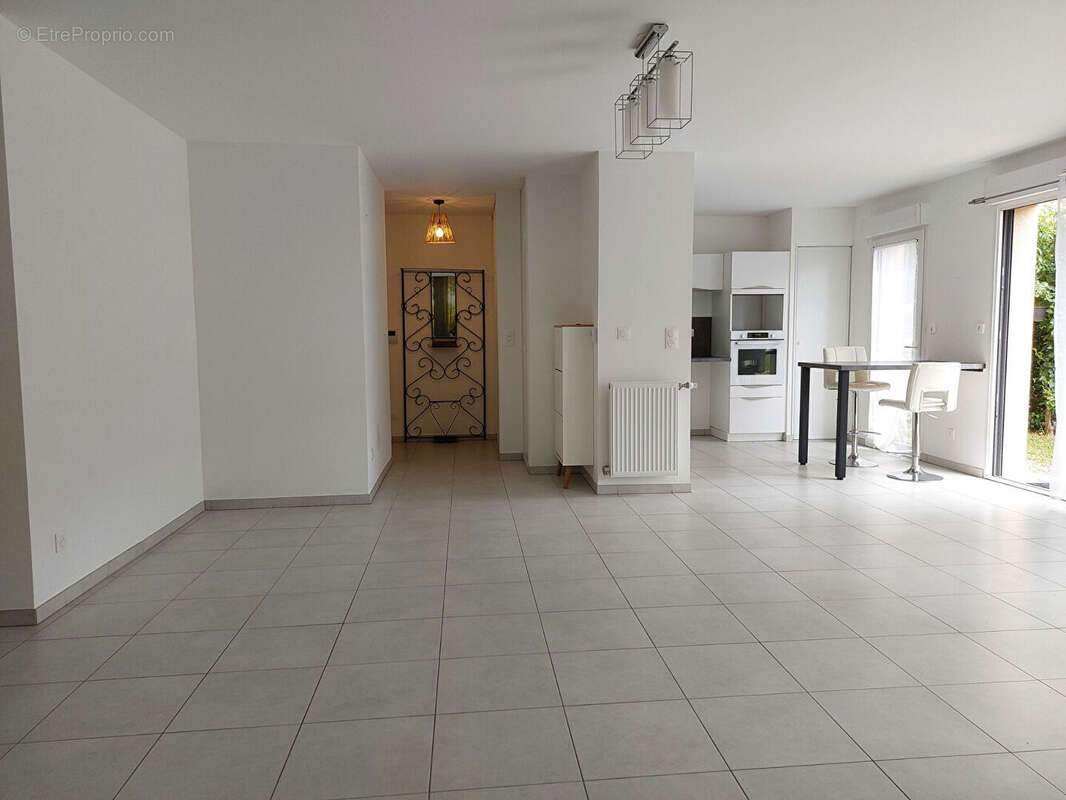 Appartement à LIERGUES