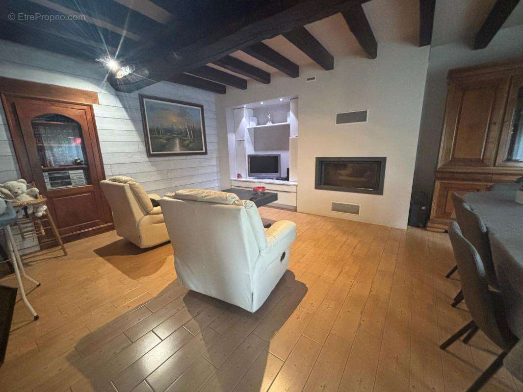 Maison à MALESTROIT