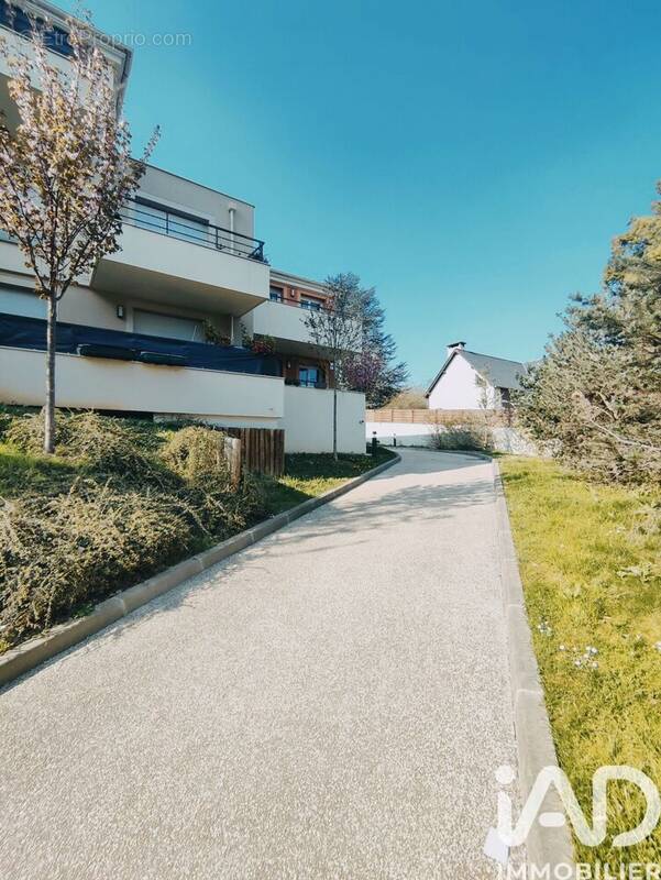 Photo 1 - Appartement à PIERREFITTE-SUR-SEINE