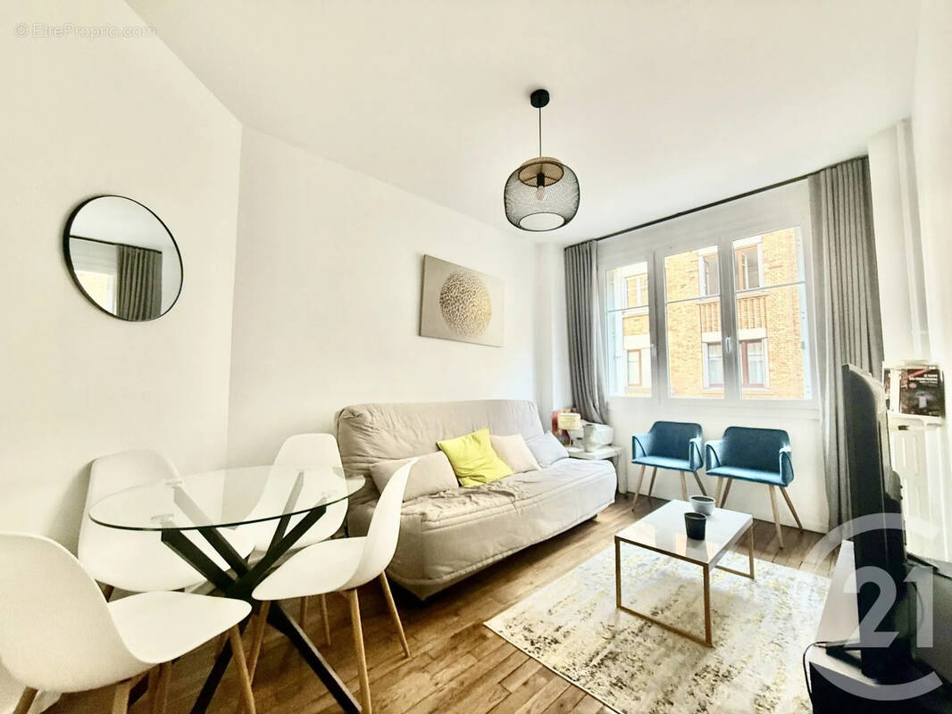 Appartement à CLICHY