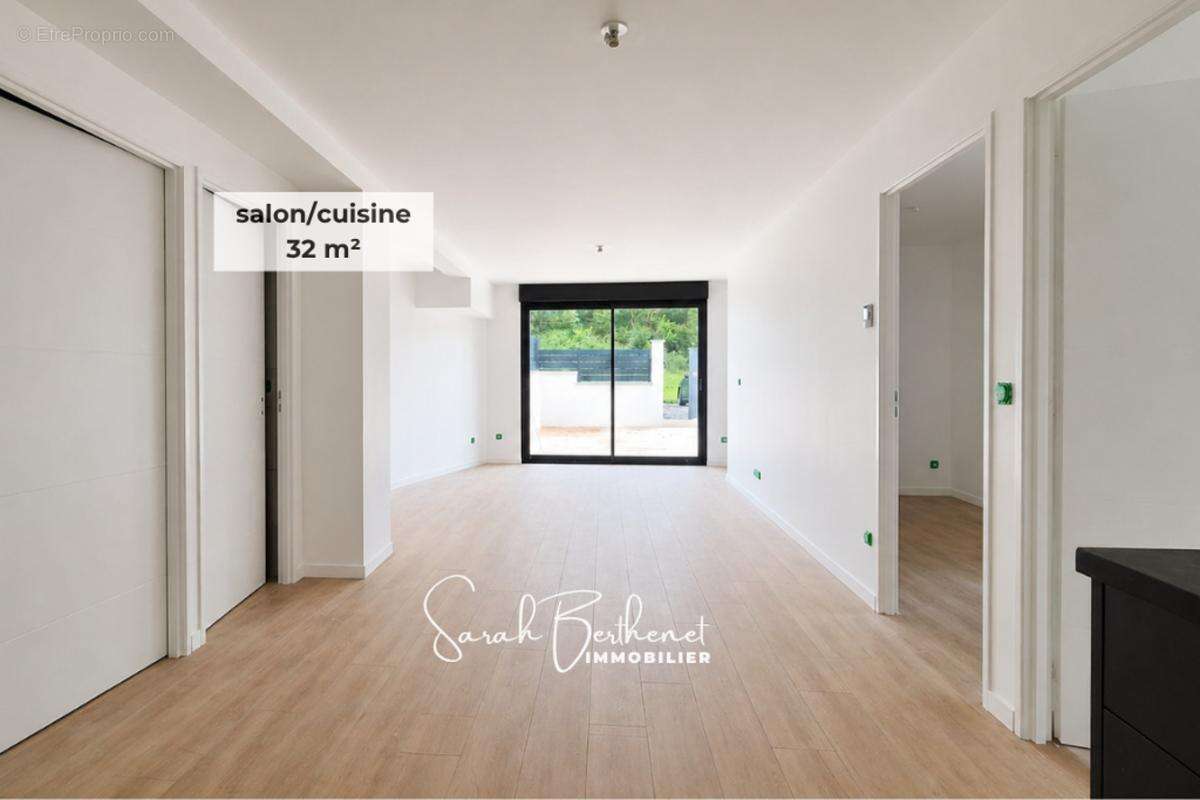 Appartement à SOURCIEUX-LES-MINES
