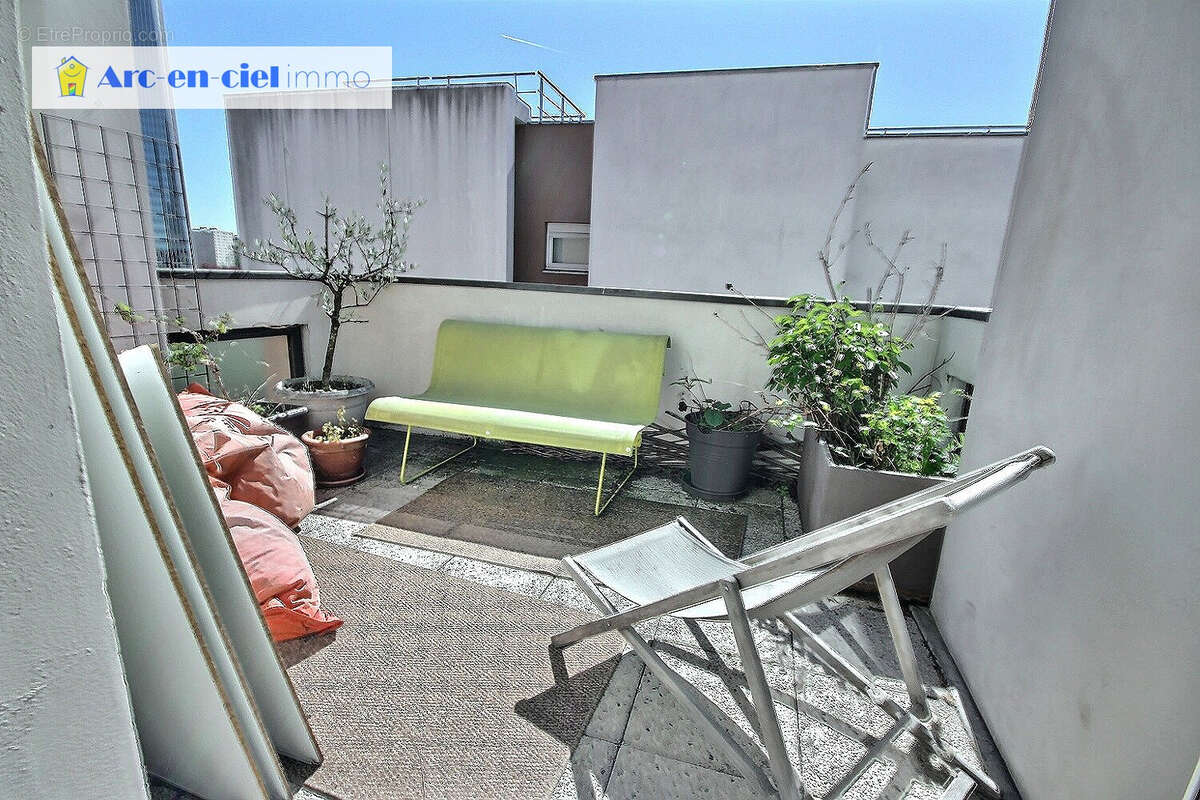 Appartement à NANTERRE