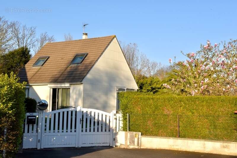 Maison à BERNIERES-SUR-MER