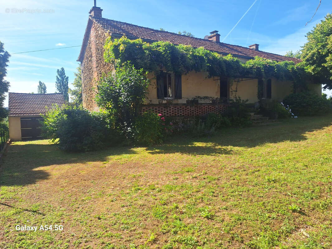 Maison à GRIVES