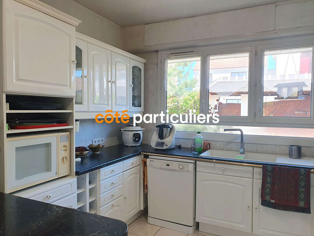 Maison à VILLENEUVE-LE-ROI