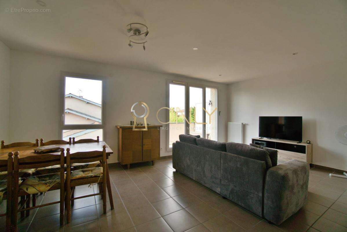 Quincieux - Appartement - T2 - photo 4