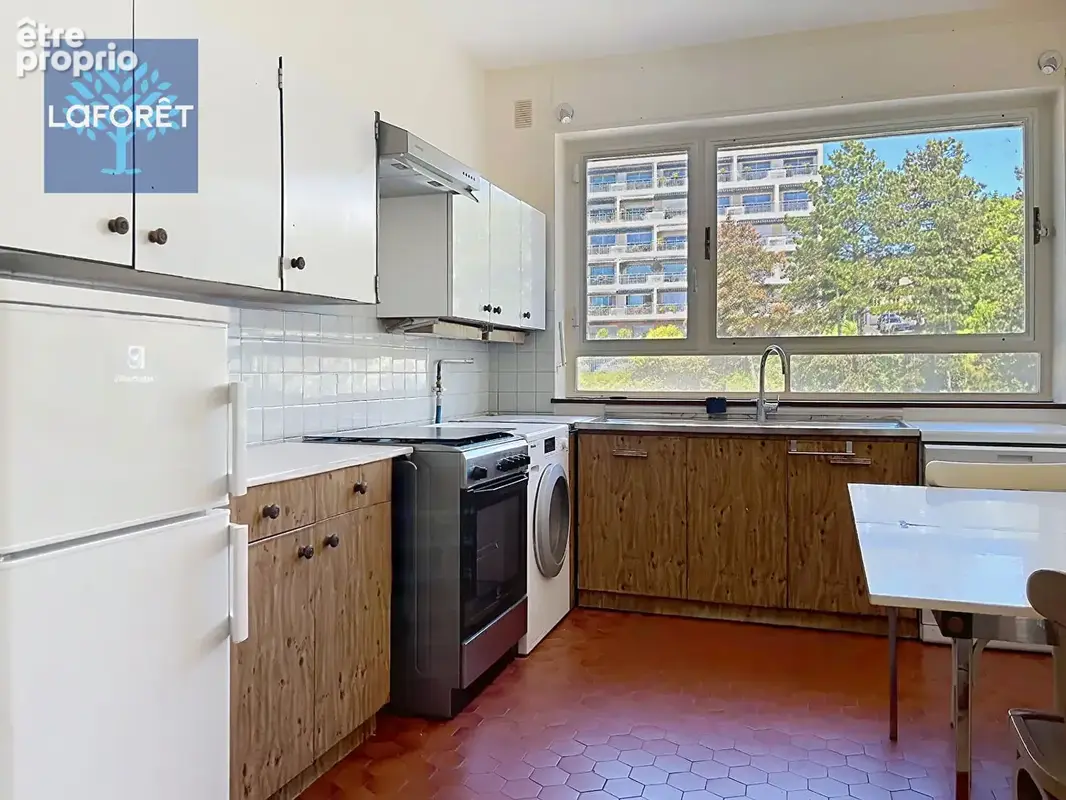 Appartement Caluire Et Cuire 3 pièce(s) 77 m2 - photo 5