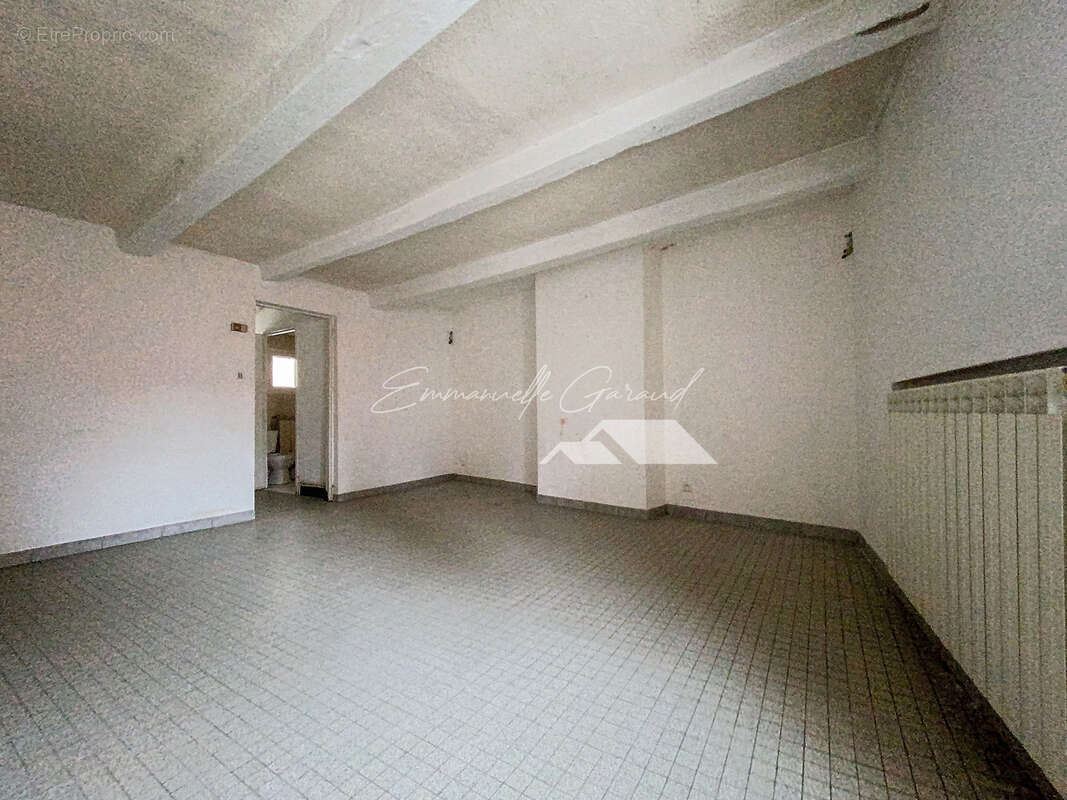 EXCLUSIVITE - Appartement 2 pièces avec pièce annexe de 24 m2 - photo 4