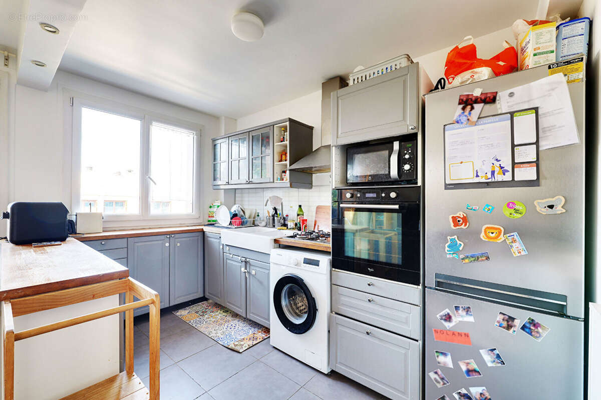 Appartement à FRESNES