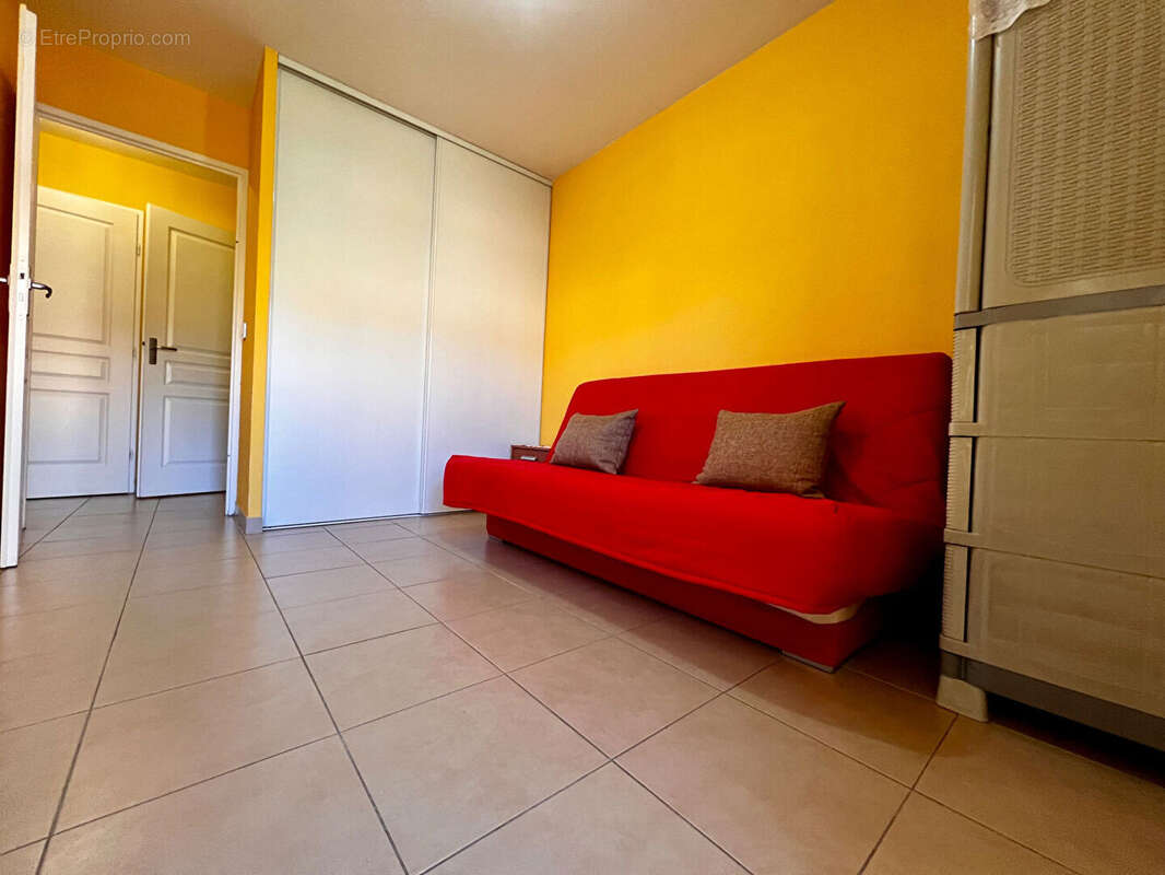Appartement à MARSEILLE-3E