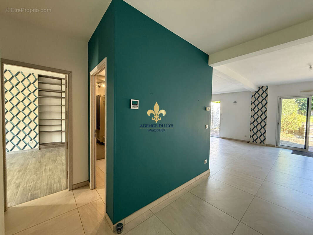 Maison à MORTEFONTAINE