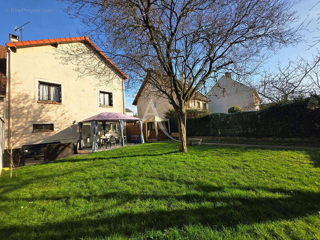 Maison à VILLEPARISIS