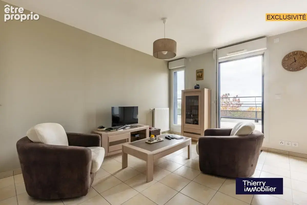 Superbe t3 couëron bourg - vue imprenable sur la loire - photo 7
