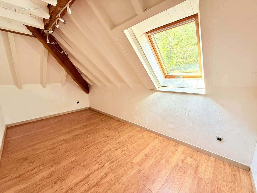 Appartement à SAINT-BALDOPH