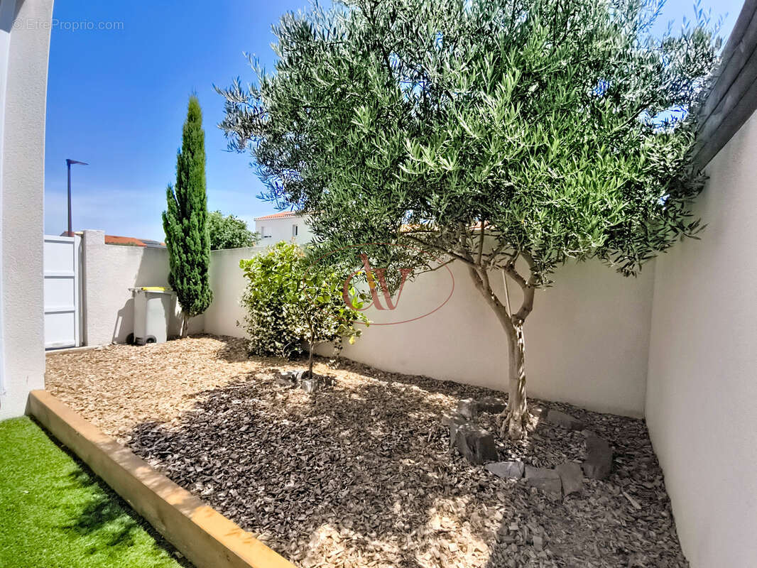 Villa d'Architecte moderne en 3 faces avec piscine - photo 18