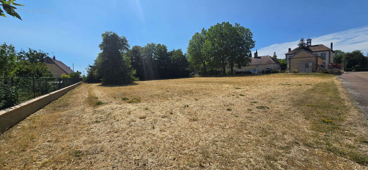 Terrain 1760m² à montgueux - photo 2