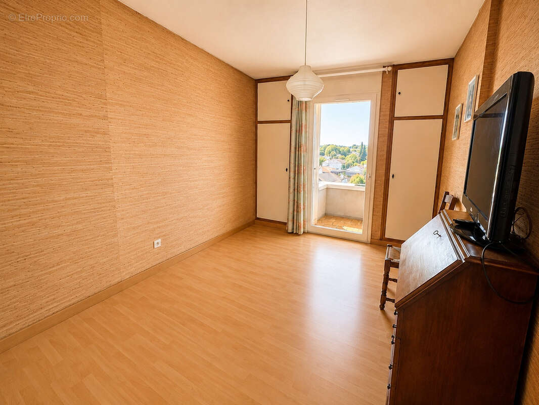 A vendre, Appartement T3 avec Garage et Cave - photo 7